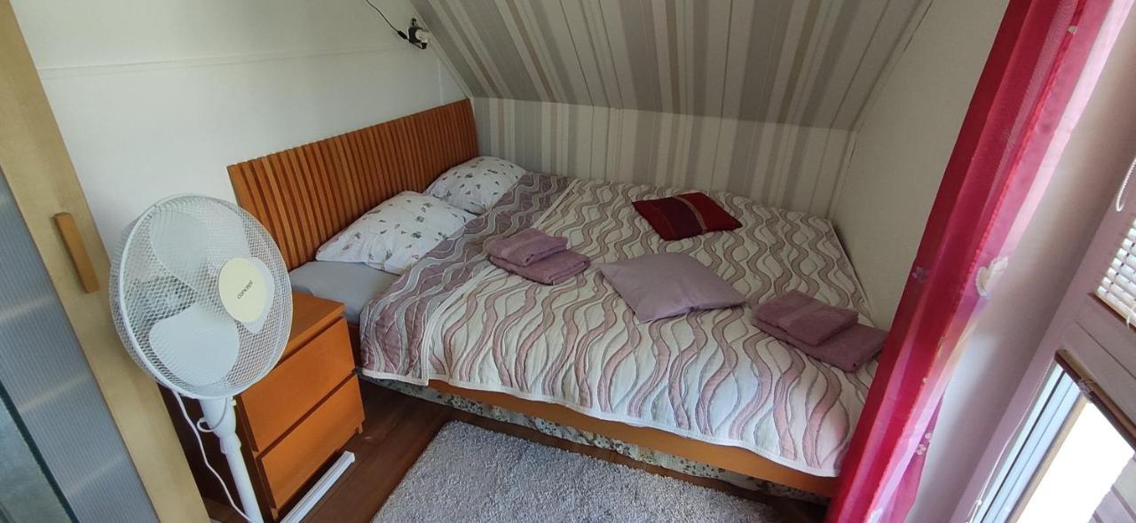 Chata Marecek - V Lesni Osade U Reky Luznice Skalice Exterior foto